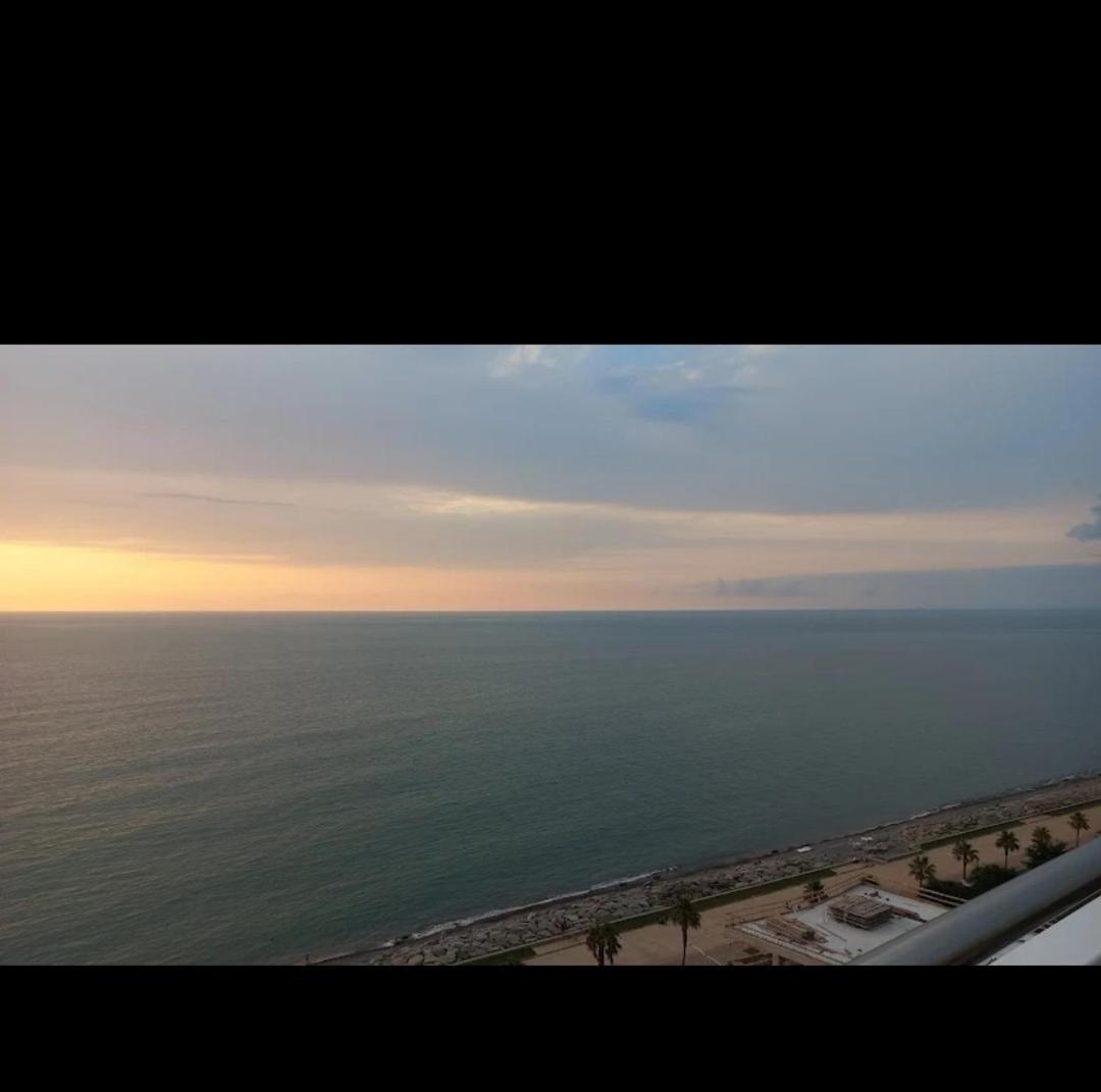 Sunrise Apart-Hotel Batumi Luaran gambar