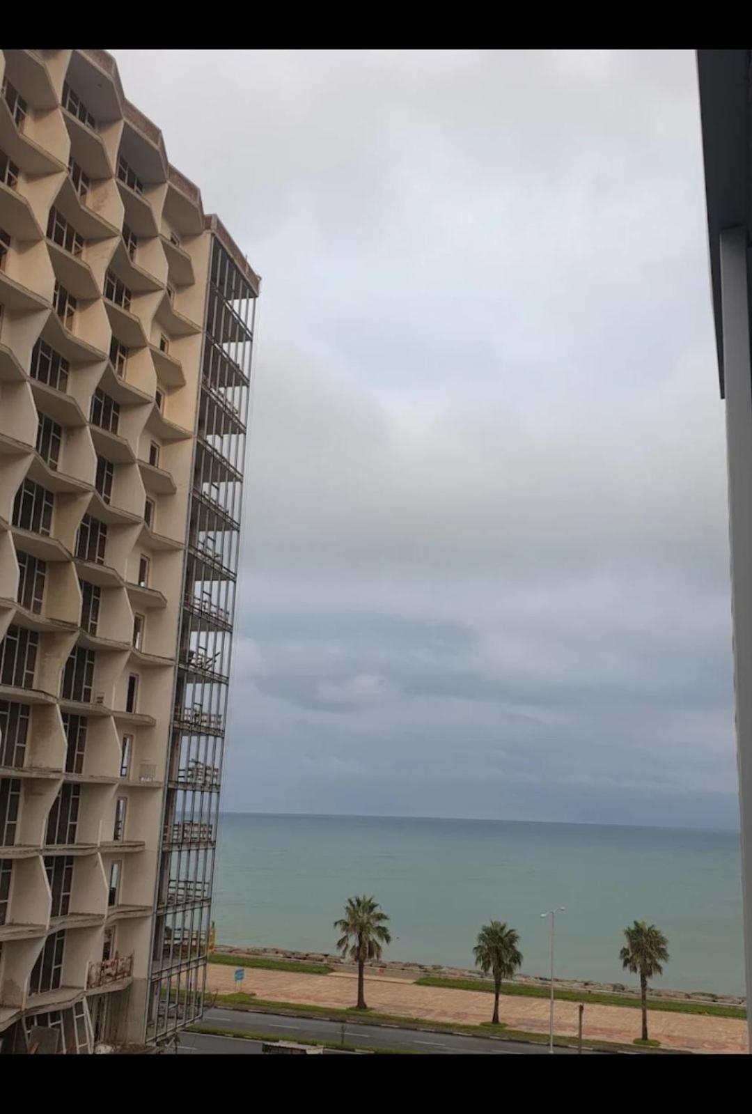 Sunrise Apart-Hotel Batumi Luaran gambar